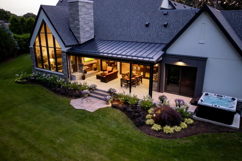 Standing Seam Steel Roof Accent in Port Dalhousie